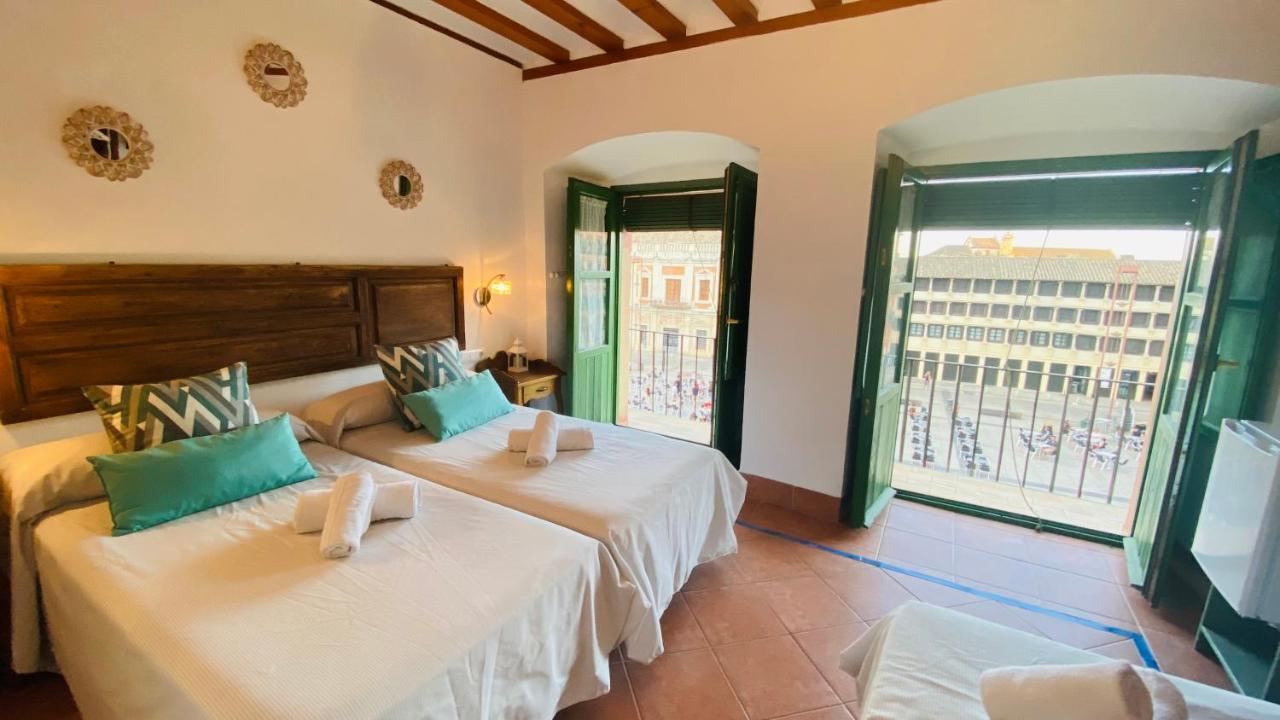 Hostel Plaza Mayor Corredera Кордоба Екстериор снимка